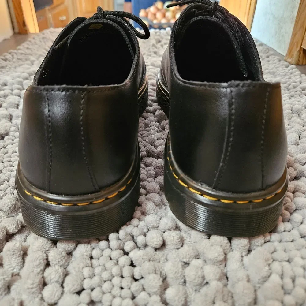 Dr. Martens Zavala Lo Shoes Men’s 13 Black Leather